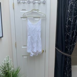 EXPRESS romper! Cut-out back 🤩